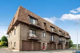 825 Riverside 204, Lyndhurst Township, NJ 07071 - Photo 13