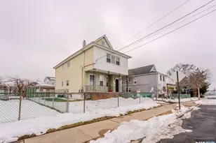 86 Hunter St, Lodi, NJ 07644 - Photo 17