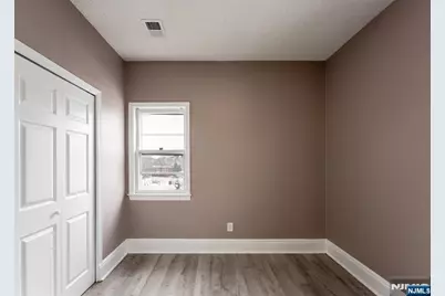 86 Hunter Street, Lodi, NJ 07644 - Photo 9