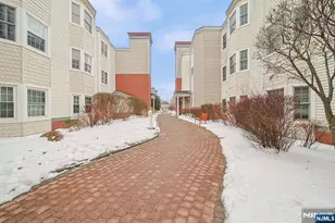 321 The Promenade, Edgewater, NJ 07020 - Photo 1