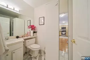 321 The Promenade, Edgewater, NJ 07020 - Photo 9