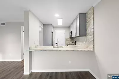 690 Rt 23 R3 #R3, Wayne, NJ 07470 - Photo 5