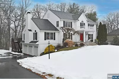 513 Lydia Lane, Wyckoff Township, NJ 07481 - Photo 45