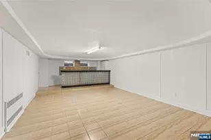 80 Glenwood Ave, Elmwood Park, NJ 07407 - Photo 31