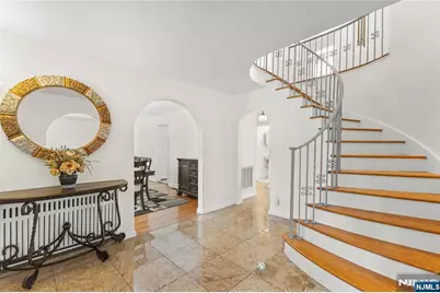 80 Glenwood Avenue, Elmwood Park, NJ 07407 - Photo 15