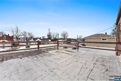 80 Glenwood Avenue, Elmwood Park, NJ 07407 - Photo 27