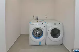 31 Albert Ave, Fair Lawn, NJ 07410 - Photo 27