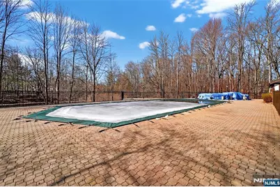 3807 Melville Court, Mahwah, NJ 07430 - Photo 31