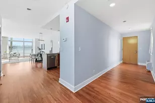 8125 River Road 4E, North Bergen, NJ 07047 - Photo 11