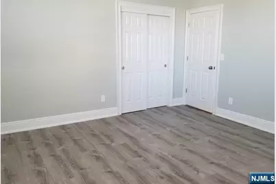 280 Undercliff Avenue 1 #1, Edgewater, NJ 07020 - Photo 3