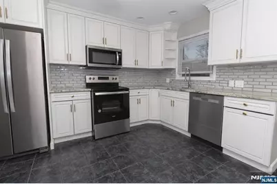 16 Arthur Road, Stanhope, NJ 07874 - Photo 5