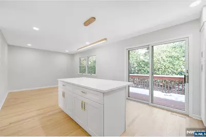 29 Park View Place, Fair Lawn, NJ 07410 - Photo 5