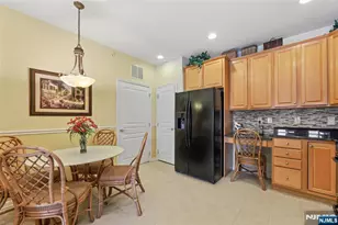 7408 Warrens Way Top Floor &amp Dee, Wanaque, NJ 07465 - Photo 21