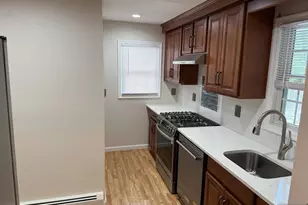 27 Summit Ave 1, Westwood, NJ 07675 - Photo 3