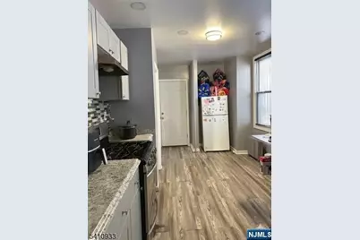 922 Grove Street, Irvington, NJ 07111 - Photo 5