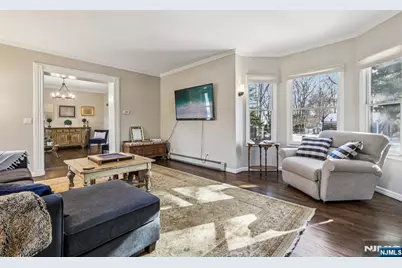 778 E Ridgewood Avenue, Ridgewood, NJ 07450 - Photo 7