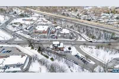 410 Ramapo Valley Road 101 #101, Oakland, NJ 07436 - Photo 17