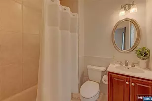 501 Clinton Ave, Wyckoff Township, NJ 07481 - Photo 15