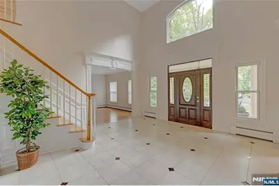 501 Clinton Avenue, Wyckoff Township, NJ 07481 - Photo 31