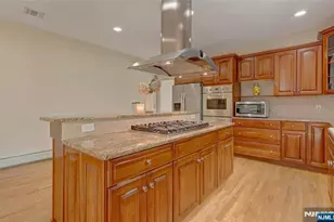 501 Clinton Ave, Wyckoff Township, NJ 07481 - Photo 9