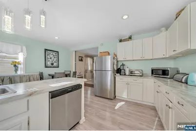 516 Forest Street, Kearny, NJ 07032 - Photo 11