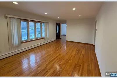 338 Brinkerhoff Avenue, Palisades Park, NJ 07650 - Photo 5