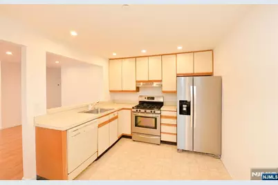 12 Fox Run Drive 6 #6, Englewood, NJ 07631 - Photo 7