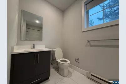 1685 Bergen Boulevard 505 #505, Fort Lee, NJ 07024 - Photo 11