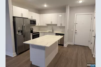 1685 Bergen Boulevard 505 #505, Fort Lee, NJ 07024 - Photo 1