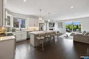 1553 West Street B, Fort Lee, NJ 07024 - Photo 9