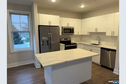 1685 Bergen Boulevard 604 #604, Fort Lee, NJ 07024 - Photo 1