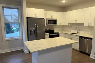 1685 Bergen Blvd 604, Fort Lee, NJ 07024 - Photo 1