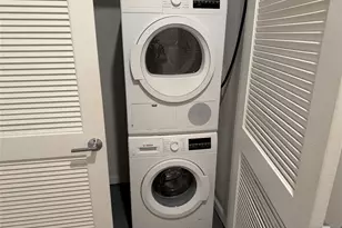 1685 Bergen Blvd 604, Fort Lee, NJ 07024 - Photo 13