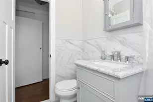 3020-3030 Edwin Ave 5 H, Fort Lee, NJ 07024 - Photo 3