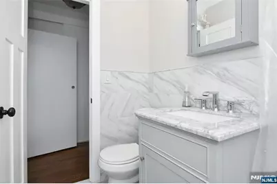 3020-3030 Edwin Avenue 5 H #5 H, Fort Lee, NJ 07024 - Photo 5