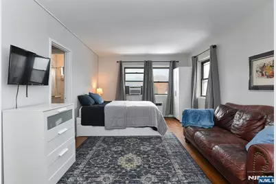 3020-3030 Edwin Avenue 5 H #5 H, Fort Lee, NJ 07024 - Photo 1