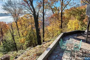 1470 Palisade Terrace, Fort Lee, NJ 07024 - Photo 13