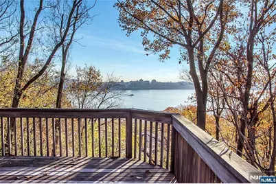 1470 Palisade Terrace, Fort Lee, NJ 07024 - Photo 21