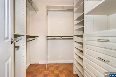 900 Palisade 18N #18N, Fort Lee, NJ 07024 - Photo 15