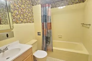 20 N Farview Ave C, Paramus, NJ 07652 - Photo 9