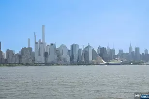 273 Roslyn Ct, West New York, NJ 07093 - Photo 43