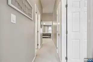 273 Roslyn Ct, West New York, NJ 07093 - Photo 27