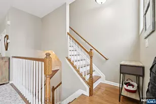 273 Roslyn Ct, West New York, NJ 07093 - Photo 15