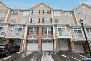 273 Roslyn Ct, West New York, NJ 07093 - Photo 33