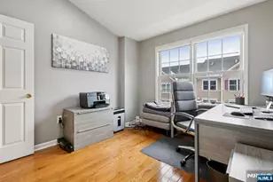 273 Roslyn Ct, West New York, NJ 07093 - Photo 25