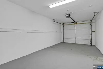 8 Iroquois Avenue, Oakland, NJ 07436 - Photo 29