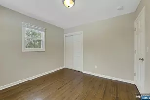 8 Iroquois Ave, Oakland, NJ 07436 - Photo 21