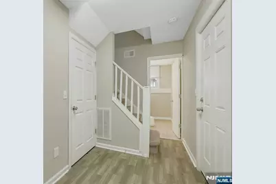 8 Iroquois Avenue, Oakland, NJ 07436 - Photo 15