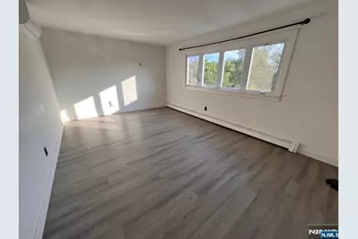 6 Page Avenue 2 #2, Lyndhurst Township, NJ 07071 - Photo 5