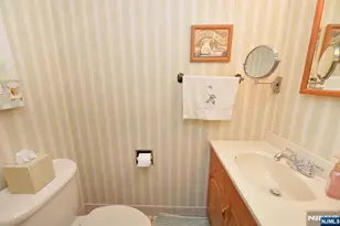 50 Rock B, Hawthorne, NJ 07506 - Photo 13